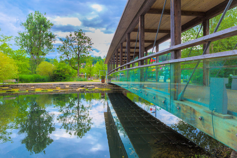 Brücke über die Brenz im Brenzpark